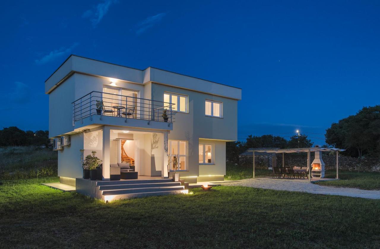 Holiday Home Bellissima ボドニャン エクステリア 写真